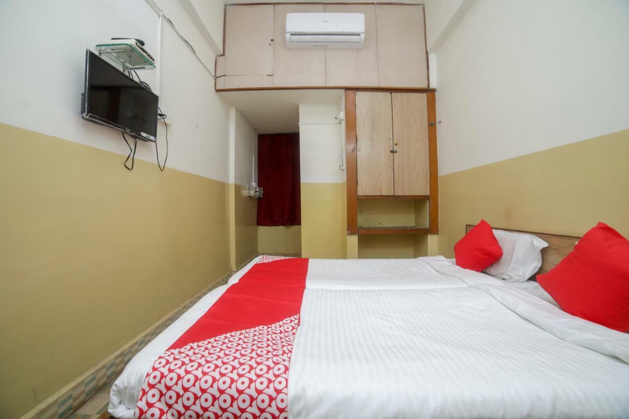 Oyo 46697 Hotel Gopi นาคปุระ ภายนอก รูปภาพ