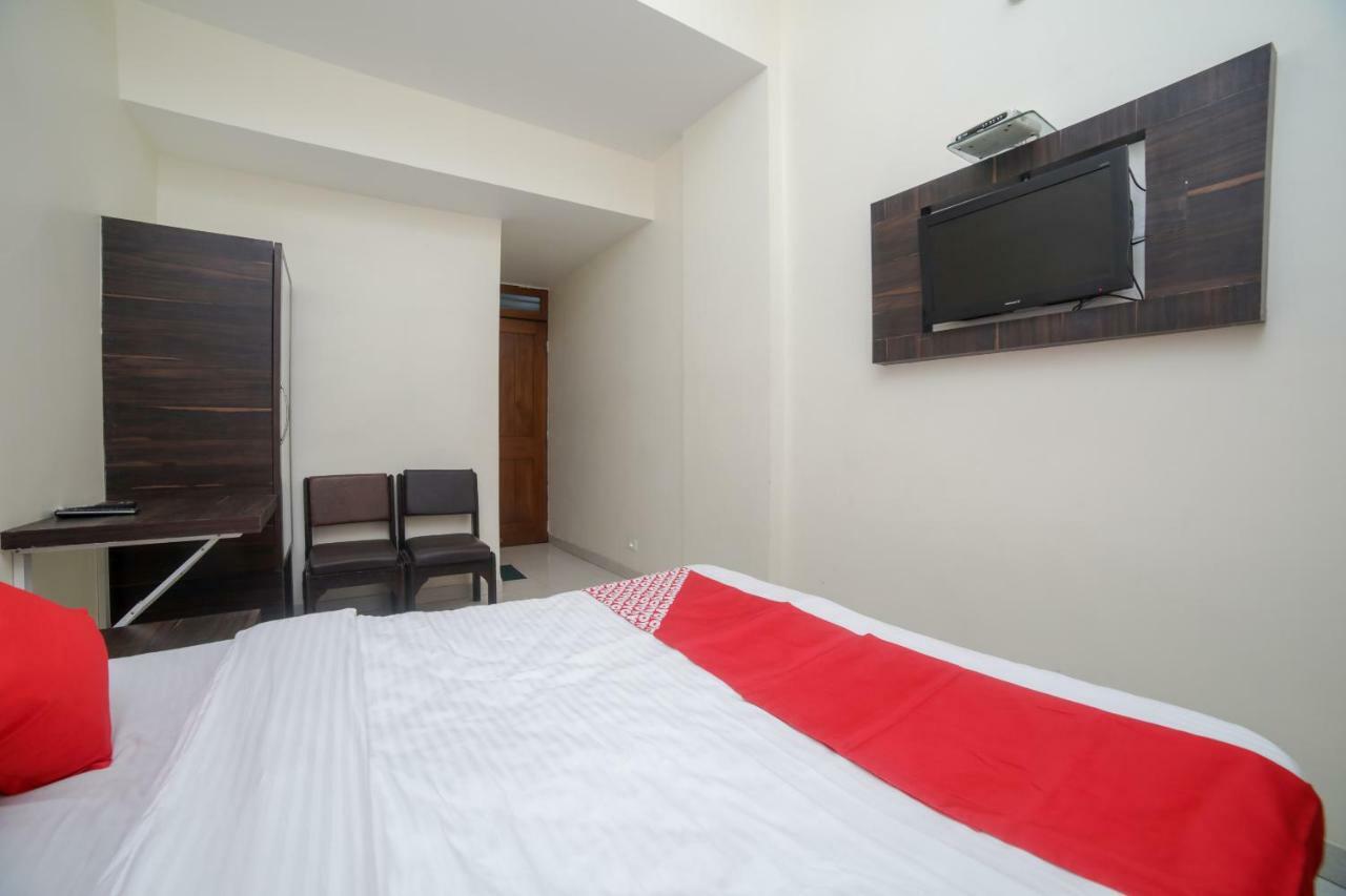 Oyo 46697 Hotel Gopi นาคปุระ ภายนอก รูปภาพ